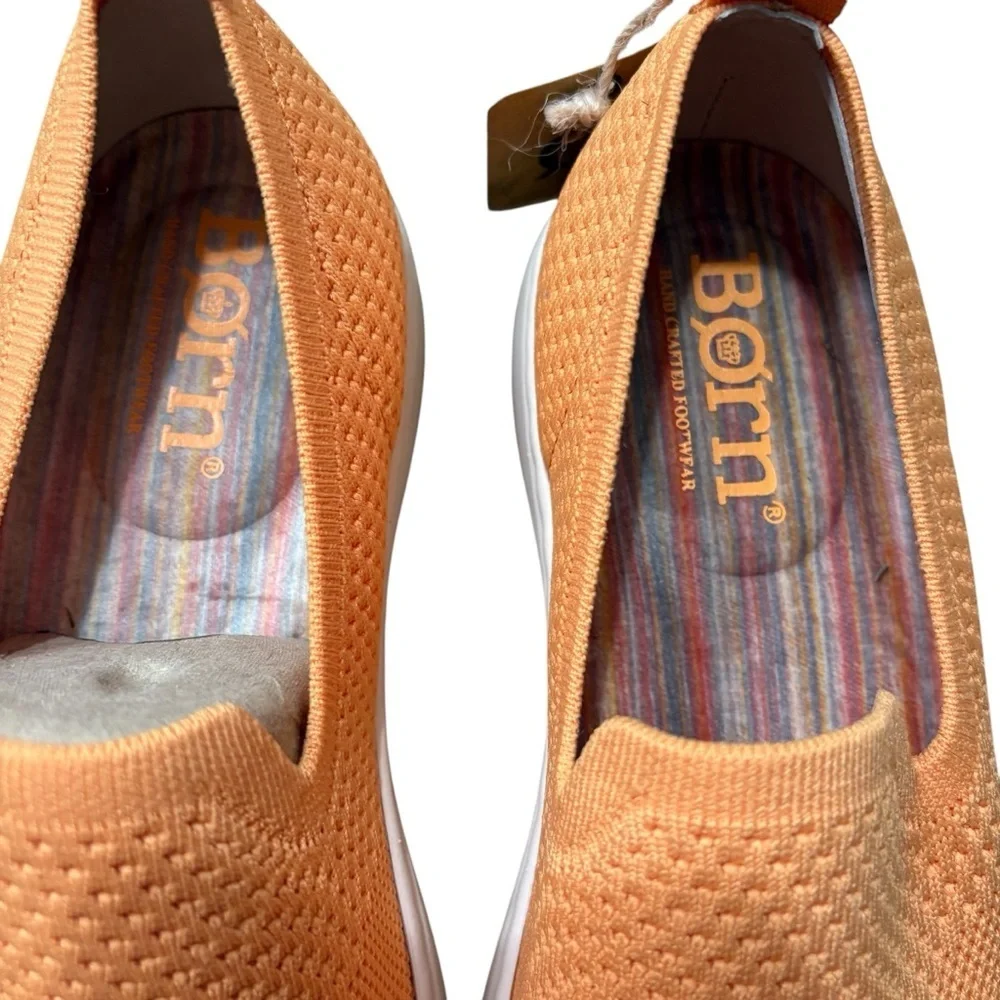 BORN Patton Slip-on Walking Shoes in Papaya Size 10 NWT